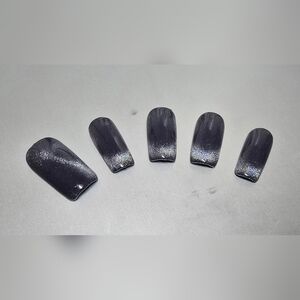 Handmade Press-on Nail (Medium square)